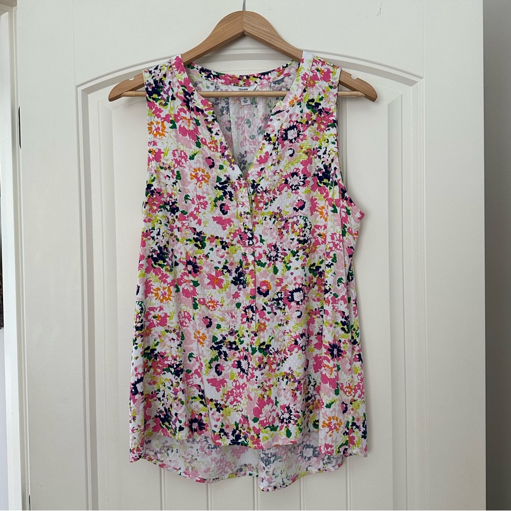 Crown & Ivy Sleeveless Blouse